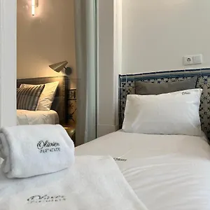 Olivier Design - Downtown Apartment